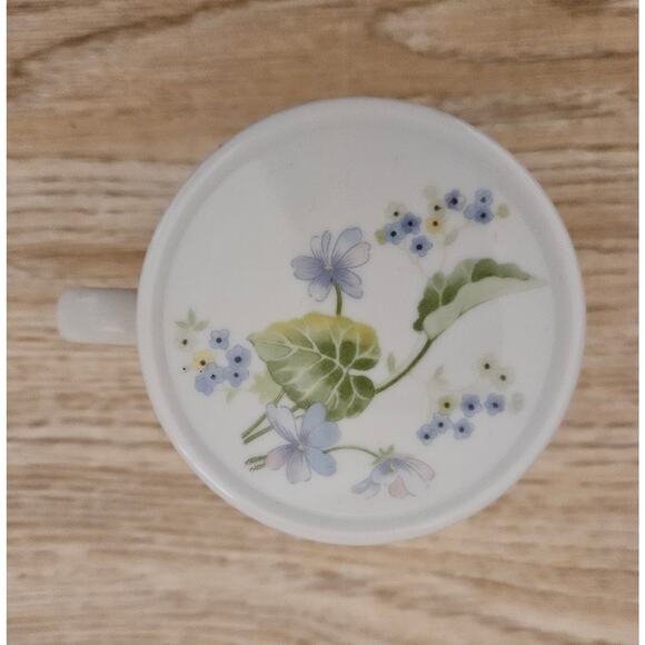 The Toscany Collection Flower Lidded Cup Botanical Floral Design Mug & L… - Picture 4 of 10